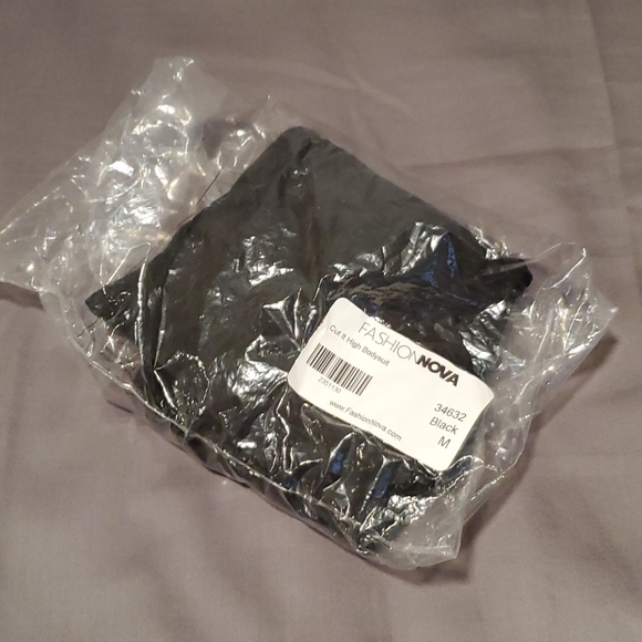 Fashion Nova Cut It High Bodysuit - Picture 3 of 12